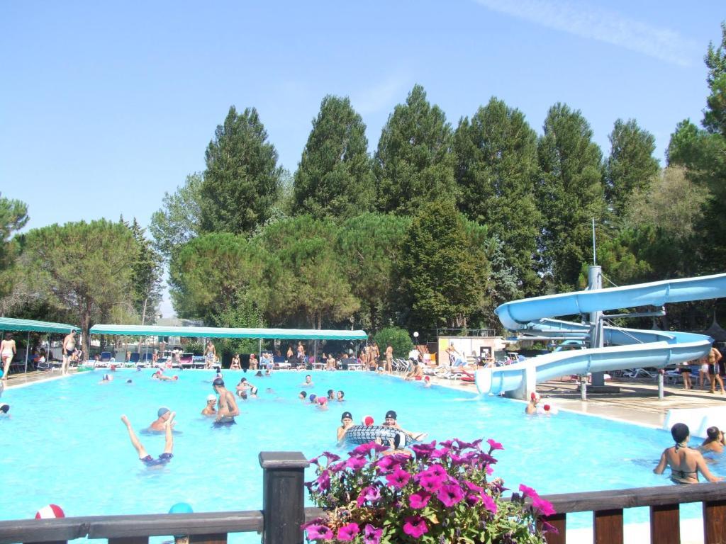 Camping Villaggio Italgest SantʼArcangelo Exteriör bild