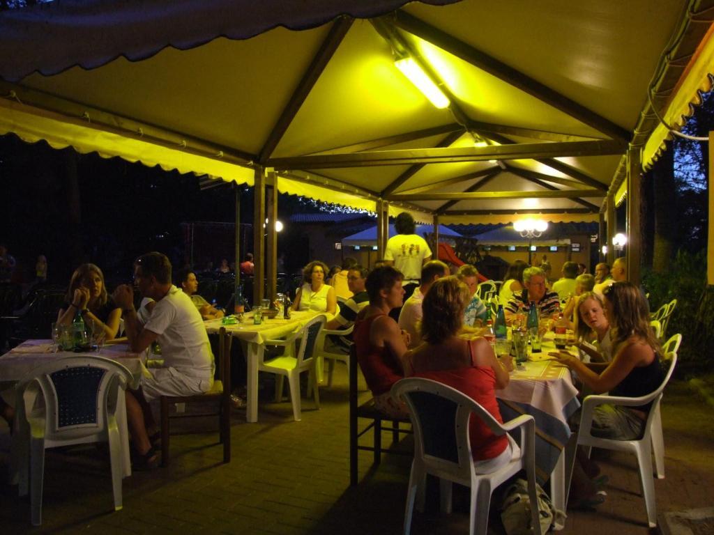 Camping Villaggio Italgest SantʼArcangelo Exteriör bild
