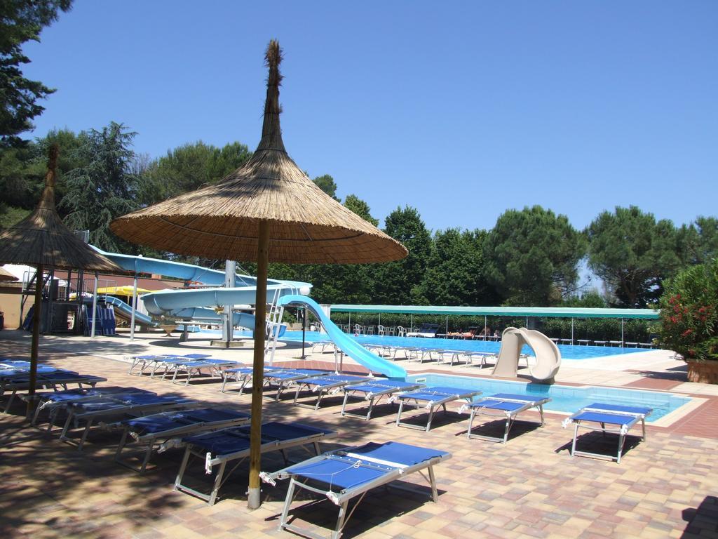 Camping Villaggio Italgest SantʼArcangelo Exteriör bild